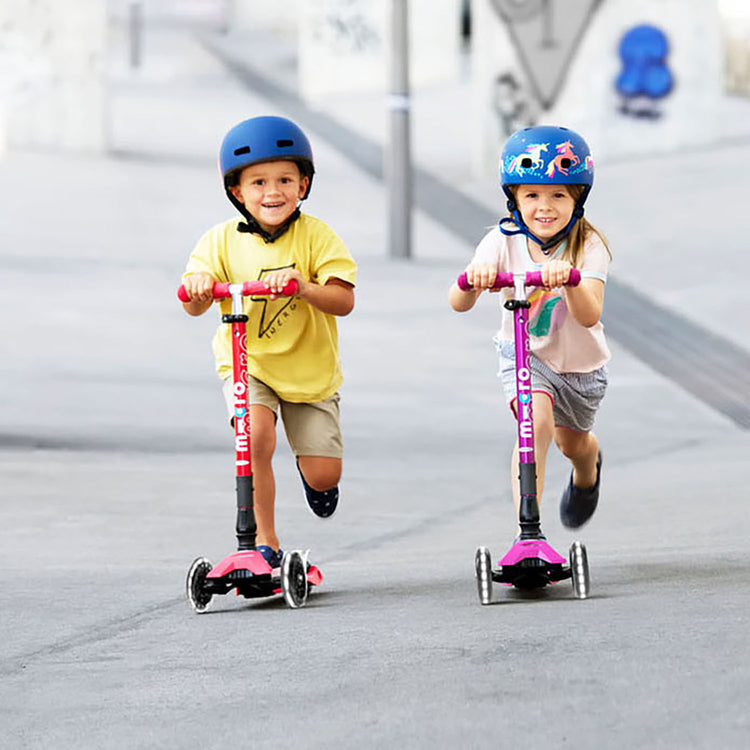 Micro Maxi Deluxe foldbart LED løbehjul til børn – 3 hjul – Berry Red