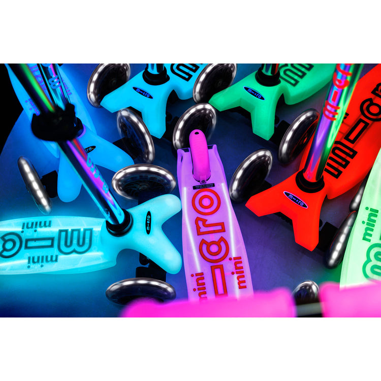 Micro Mini Deluxe Glow LED Plus børneløbehjul – Frosty Pink