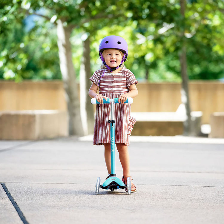 Micro Mini2Grow Deluxe Magic LED løbehjul til børn – Blue