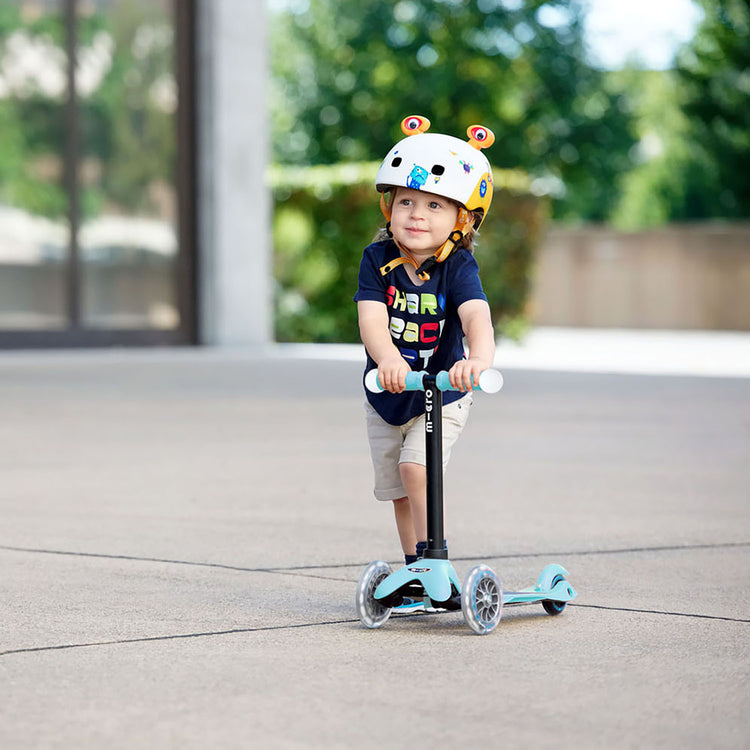 Micro Mini2Grow Deluxe Magic LED løbehjul til børn – Blue