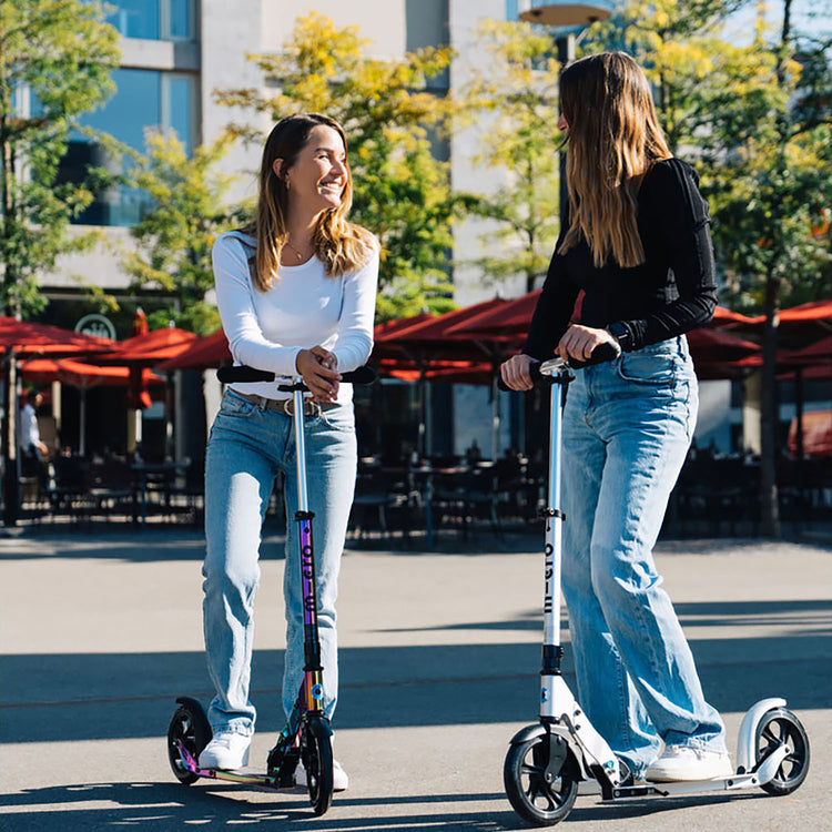 Micro Classic løbehjul til voksne – Matte Silver