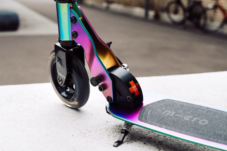 Micro Speed løbehjul til børn og teenagere – Matte Neochrome