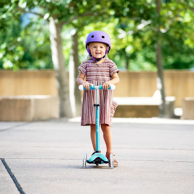 Micro Mini2Grow Deluxe Magic LED løbehjul til børn – Blue