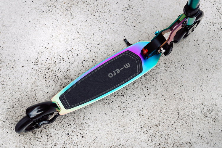 Micro Speed løbehjul til børn og teenagere – Matte Neochrome